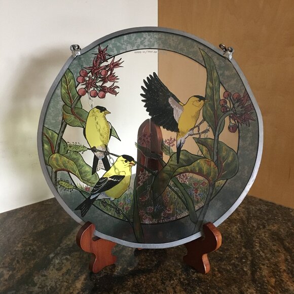 Vintage American Finch Glass Suncatcher Made in Canada - Picture 7 of 9